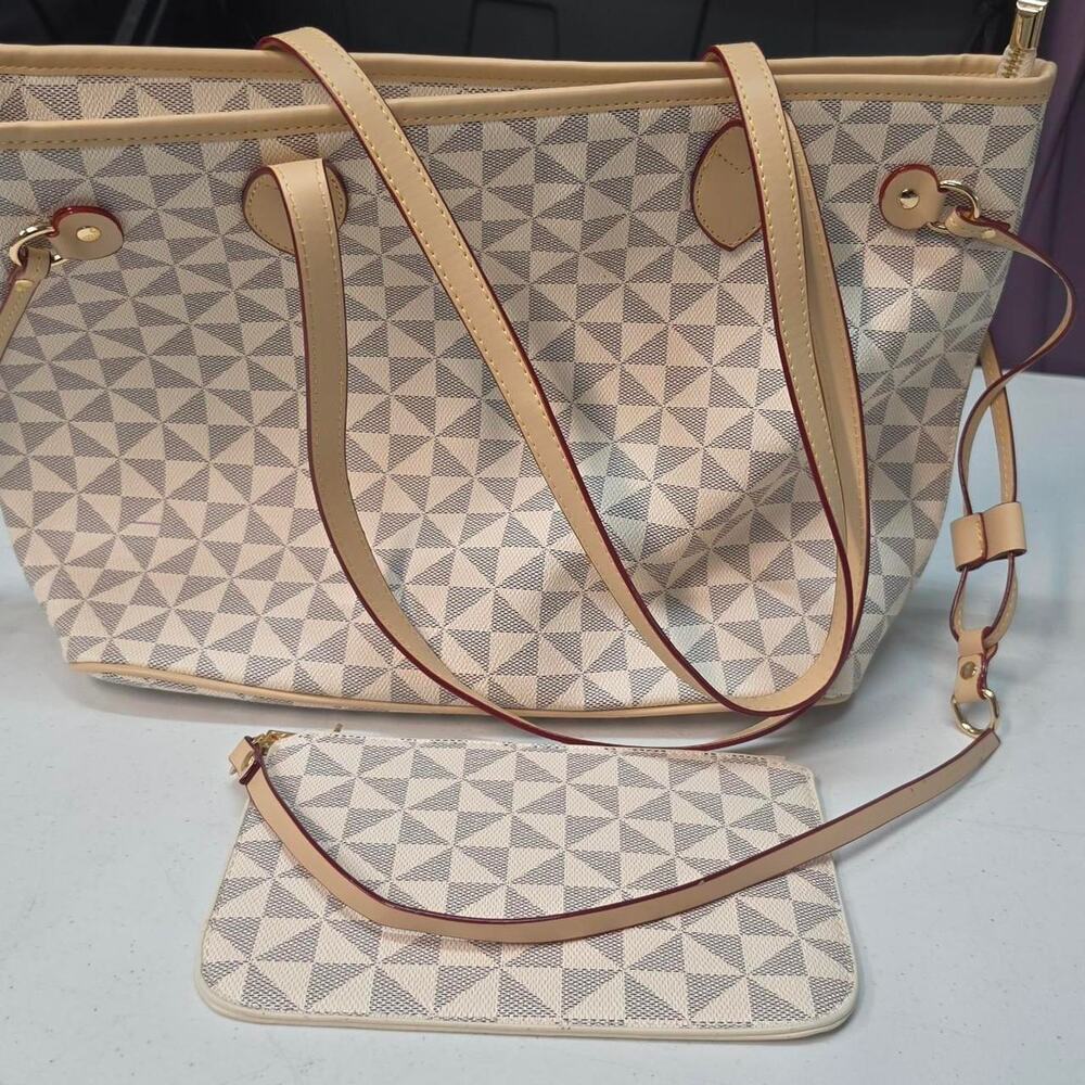 Y2k beige geometric tote bag